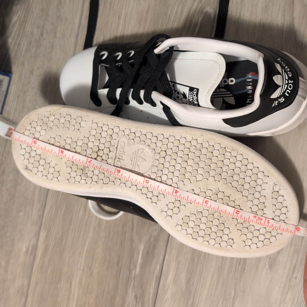 Adidas Cruella DeVil shoes - Picture 14 of 14